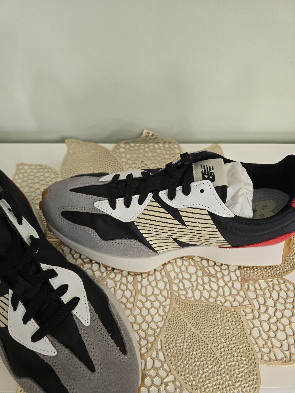 New Balance Retro Runner in White, Red & Navy